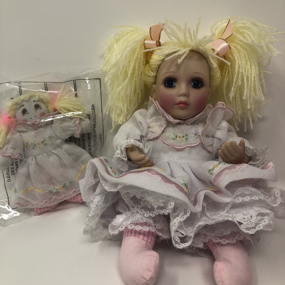 Marie Osmond Doll ‘Sunshine and Happiness’